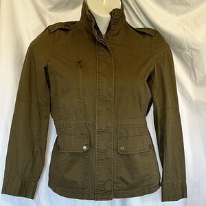 Love Tree Army green button and zip up jacket inner draw string to sinch size L